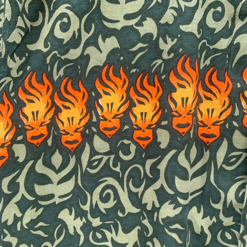 Vintage Hawaiian Tiki Button Up - Picture 4 of 4